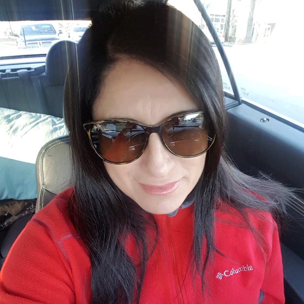 Meet your Posher, Donna